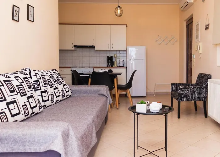 周日公寓 纳夫普利翁